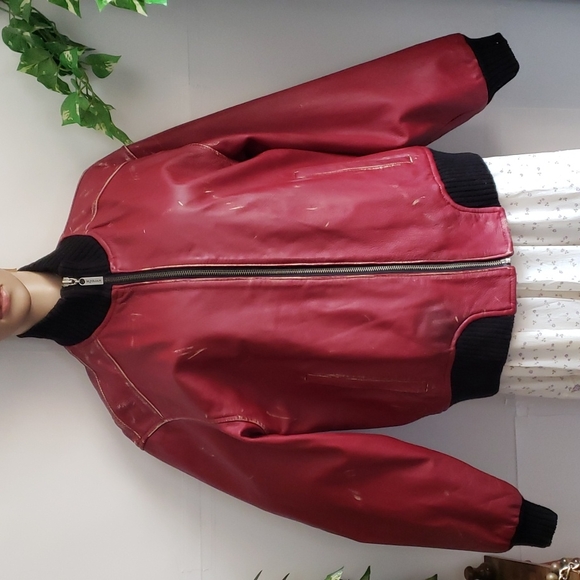 Vintage Wilson Leather Bomber Jacket. - Picture 2 of 15